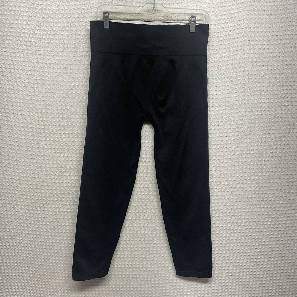 Spanx Women's Cropped Seamless Shaping Capri Leggings Black Size XL Activewear